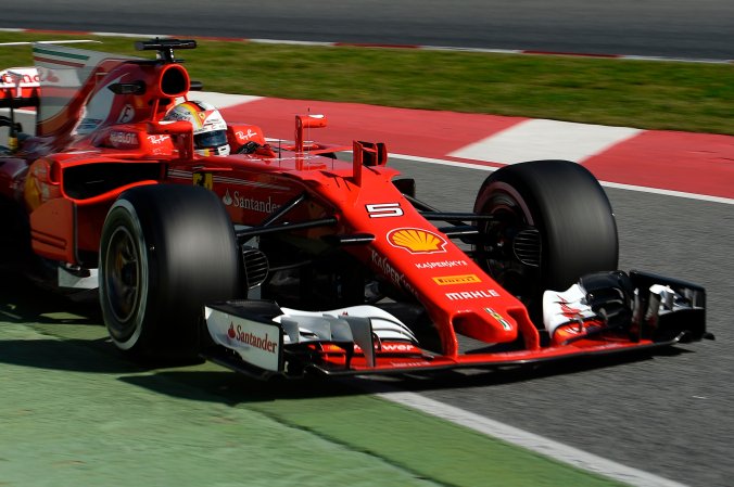 Ferrari’s ‘Sandbagging’ in F1 Testing Has Red Bull Worried