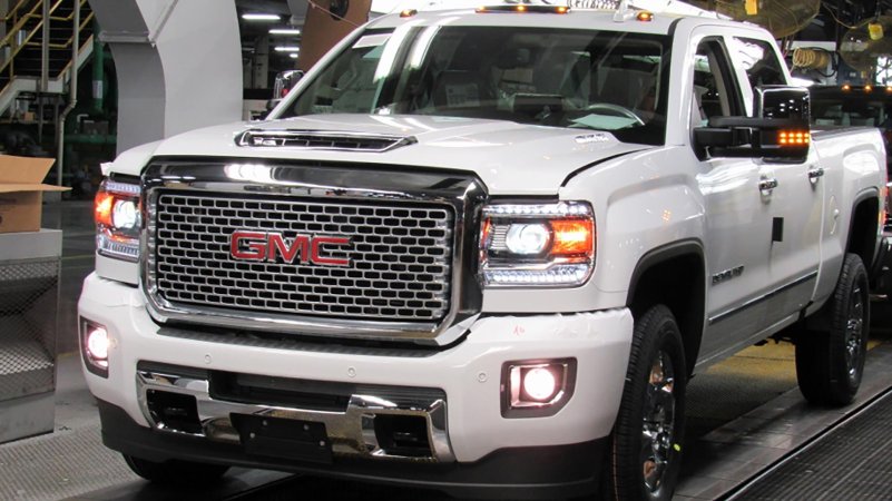 GM, Duramax Celebrate 2 Million 6.6-Liter Diesel Engines