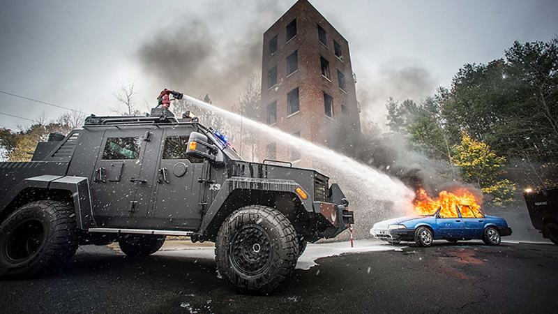 BearCat Manufacturer Lenco Has Made an Armored Fire Truck