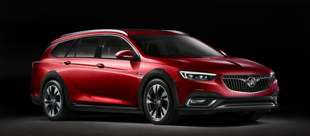 2018 Buick Regal TourX Is America’s Station Wagon With SUV Dreams