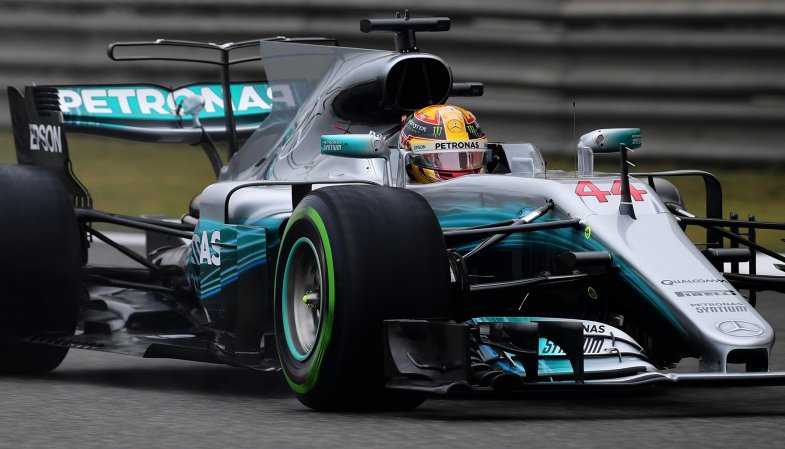 Formula One Bans T-Wings and Shark Fins for 2018