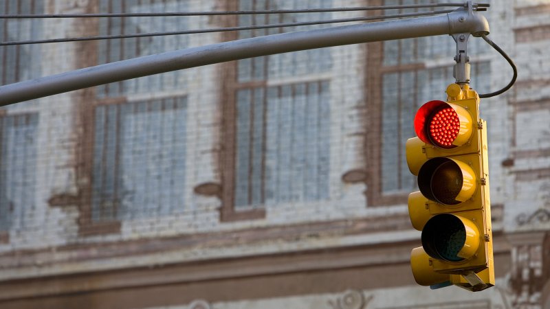 Oregon Man Fined $500 for Criticizing Red Light Cameras, Not Being an Engineer