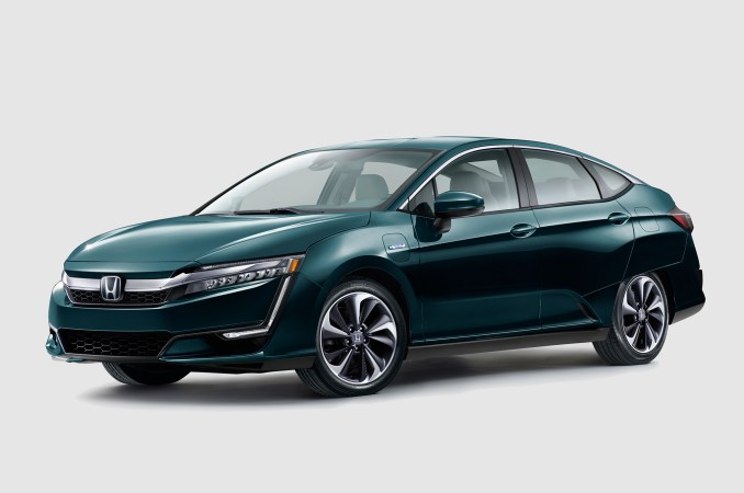 Honda Clarity EV and Plug-In Hybrid Unveiled at New York Auto Show