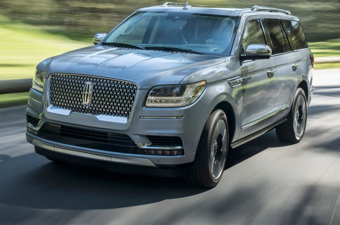 2018 Lincoln Navigator Debuts at New York Auto Show