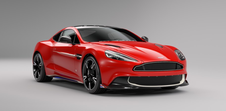 Aston Martin Vanquish S Red Arrows Edition Is an Homage to RAF Acrobats