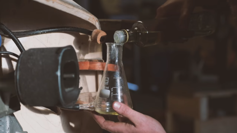 This Wooden, Algae-Powered Motorcycle Is the Best Kind of Weird