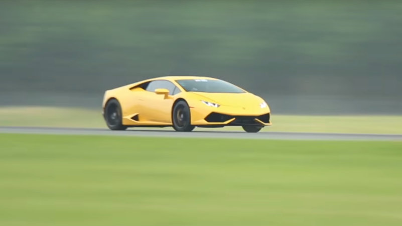 Twin-Turbo Lamborghini Huracan Sets Half-Mile World Record of 250 MPH