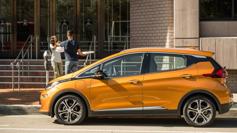 PSA: The 2022 Chevy Bolt EUV Costs Less Than the Bolt EV Now