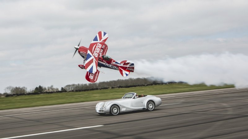 Watch This Beautiful Morgan Aero 8 Race Against A Stunt Biplane