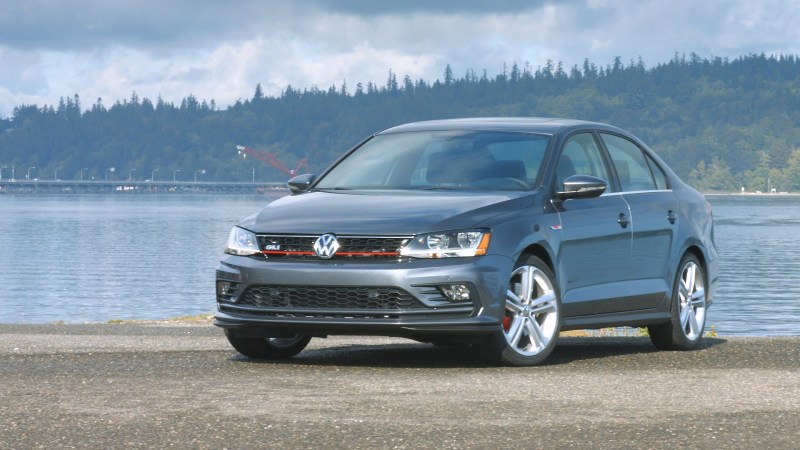 Volkswagen Drops the Jetta GLI Manual Transmission