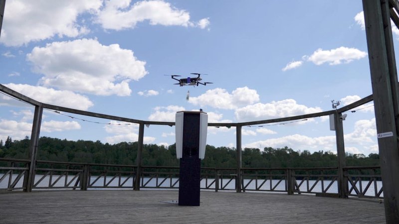 Watch a Drone Deliver Drinks on an Estonian Beach