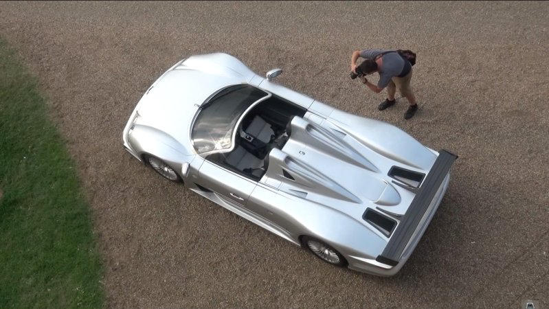 Watch an Ultra-Rare Mercedes-Benz CLK GTR Blitz Down a Narrow Road