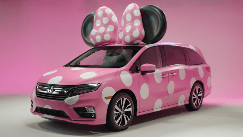 Honda Builds ‘Minnie Van’ for Disney D23 Expo