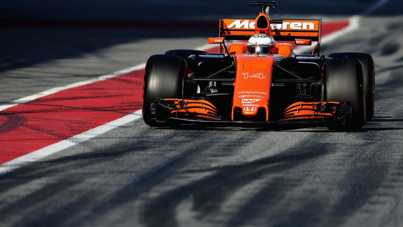 Mercedes and Ferrari Are Unwilling to Supply McLaren With F1 Engines in 2018