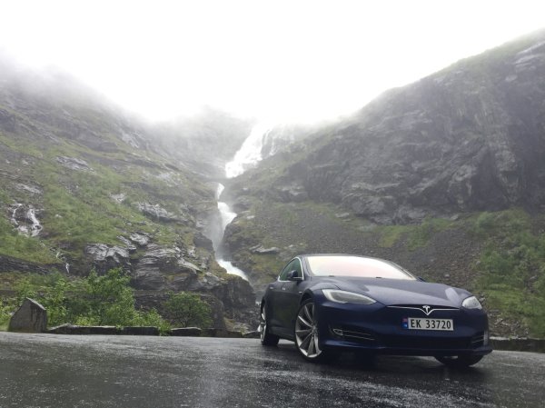 The Secret Behind Norway’s EV “Miracle” Isn’t Oil