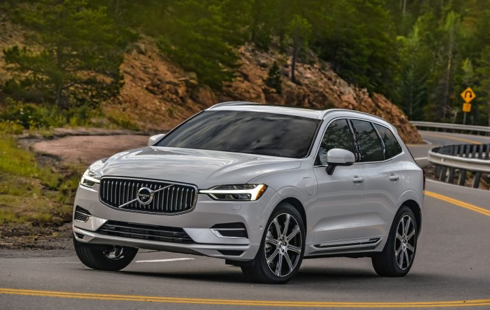 2018 Volvo XC60 T8 Review: Loads of Impressive Tech, Not That You’d Notice—and That’s the Point