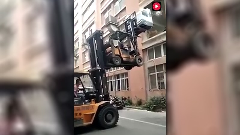 This Double Forklift Technique Is Definitely Not OSHA Approved