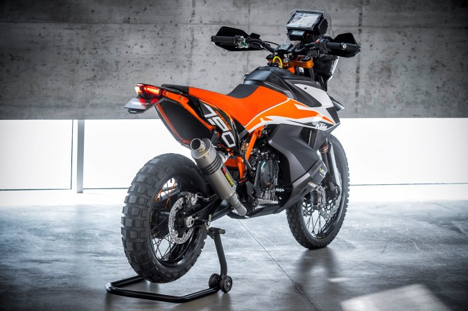 KTM Unveils the 790 Adventure R Prototype at EICMA