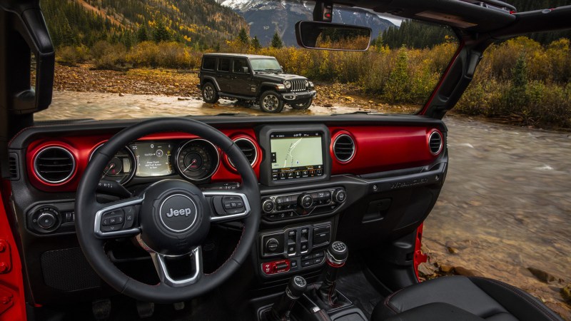 Here’s What the All-New Interior Looks Like in the 2018 Jeep Wrangler