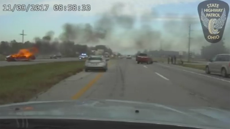 Watch a Police Officer and a Nurse Pull an Alleged DUI Suspect from a Burning Ford Mustang