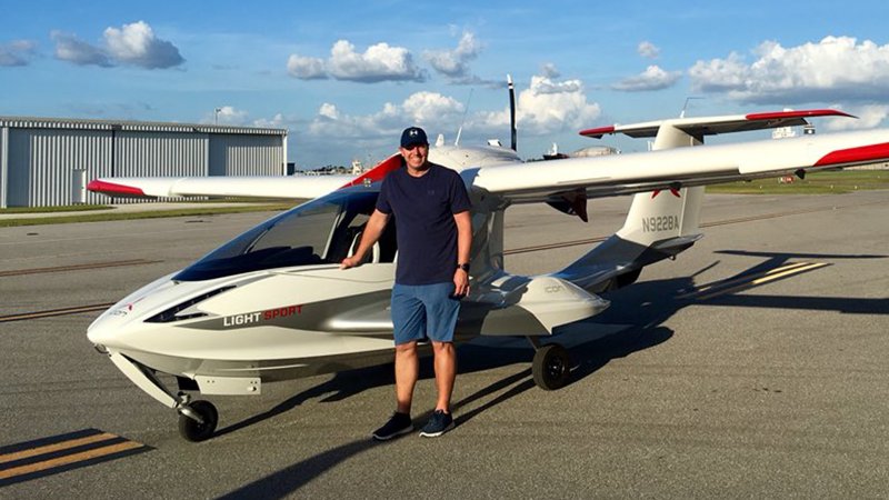 Former MLB Pitcher Roy Halladay Dies After His Icon A5 Crashes Off the Florida Coast