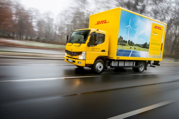 Daimler Delivers First All-Electric FUSO Trucks to Customers in Europe