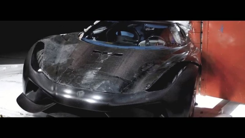 The Koenigsegg Regera Can Take a Hit