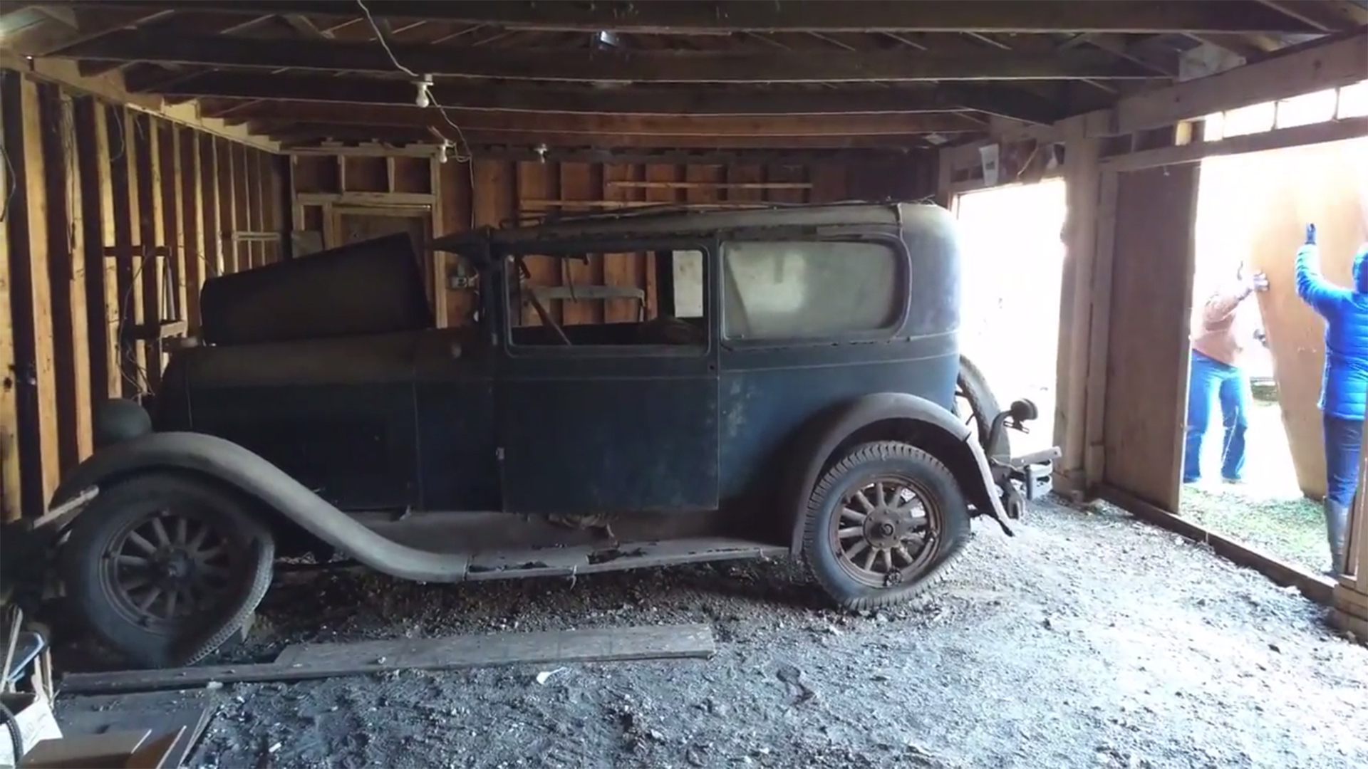 Rare, Last-of-its-Kind 1927 Marmon Automobile Rescued From Illinois ...