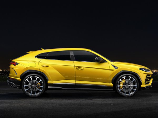 The Urus Isn’t Your Grandad’s Lamborghini, For Better or Worse