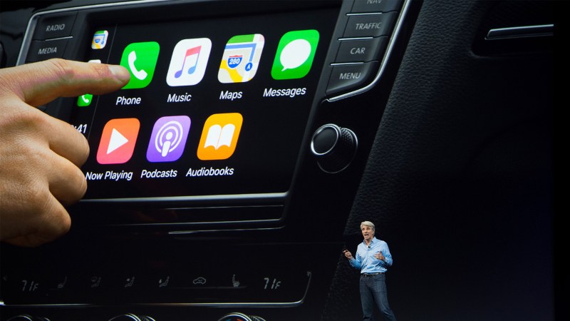 Toyota Will Retrofit Apple CarPlay to 2018 Camry and Sienna for a ‘Small Service Charge’