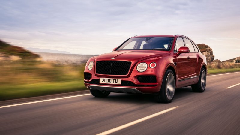 The Bentley Bentayga Gets a Twin-Turbocharged V8 Option