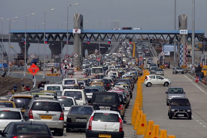 Uber Is Now Using Speedboats to Beat Mumbai’s Terrible Traffic Problem