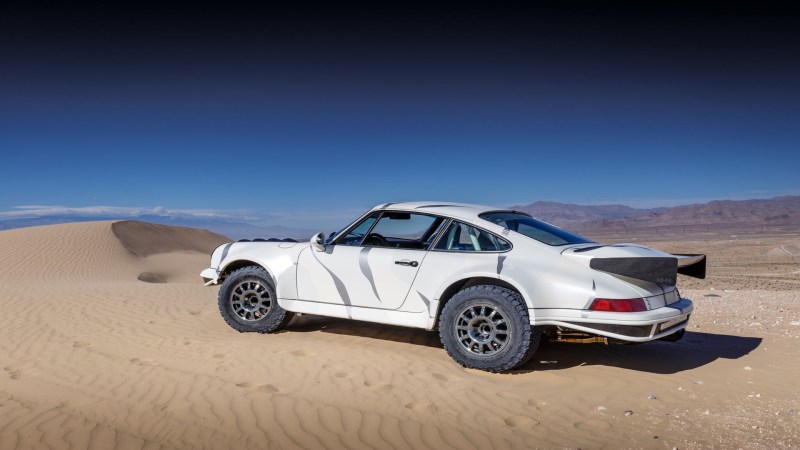 Safari Porsche 964 Is up for Auction