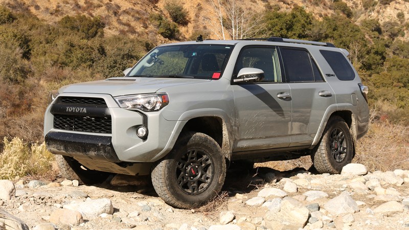 2017 Toyota 4Runner TRD Pro Review: Old-School Off-Road Goodness, Done Right