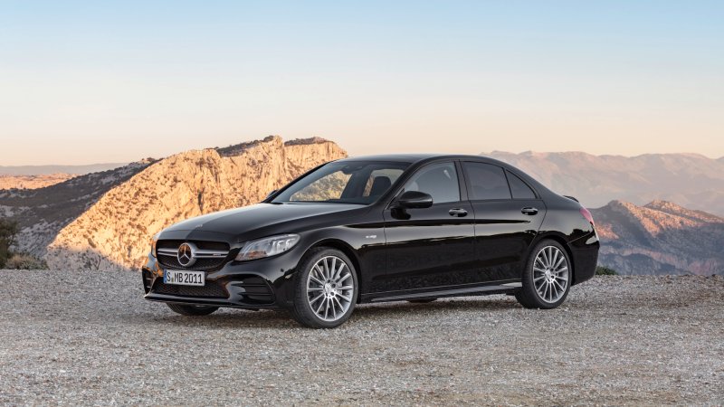 Mercedes-AMG Shows Off the Updated C43 Sedan