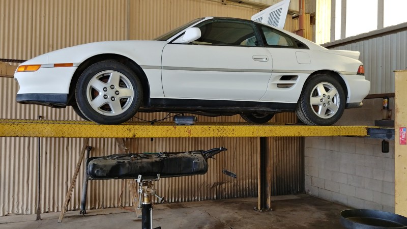 World’s Luckiest Mechanic Nabs Stolen, Abandoned 1,400 Mile Toyota MR2 for $500