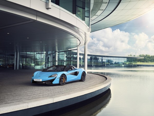 McLaren Celebrates the Production of Its 15,000th Car