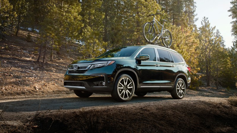 Honda Might Be Bringing Back the Passport as a 2-Row Pilot