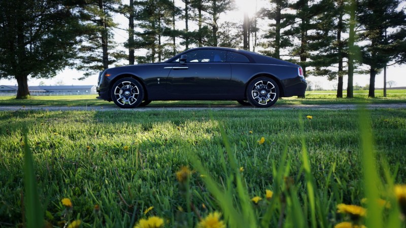 Rolls-Royce Wraith Rediscovers Road America on Its 68th Anniversary