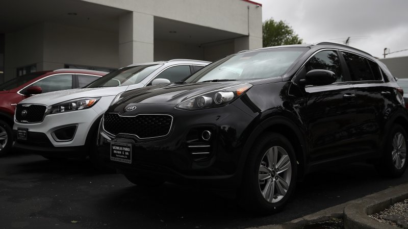 Center for Auto Safety Asks NHTSA to Investigate Kia, Hyundai Fires