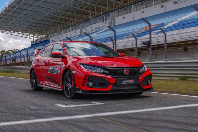 Honda Civic Type R Sets Lap Record for FWD Cars at Estoril Circuit