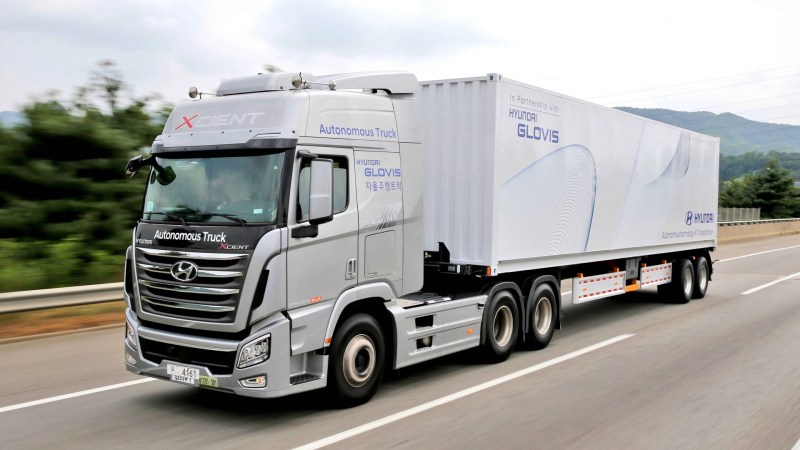 Hyundai Tests Autonomous Semitruck Technology on South Korean Highway