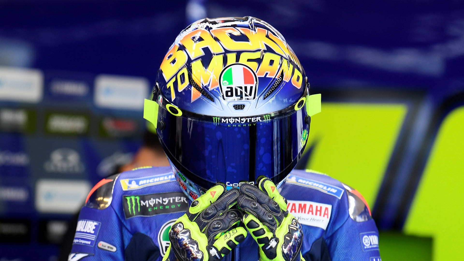 Check Out Valentino Rossi's Time-Traveling 'Back to Misano' AGV Helmet ...