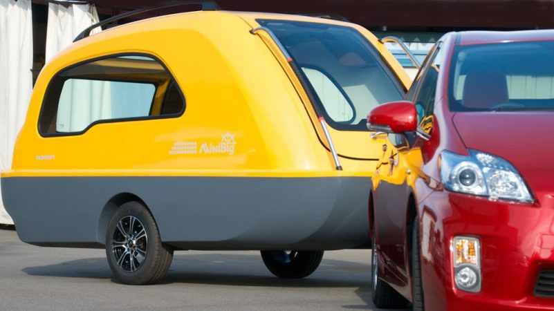 This Adorable Little Trailer-Boat Hybrid Has the Perfect Amount of Japanese Quirk