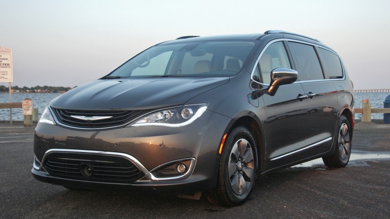 2019 Chrysler Pacifica Hybrid New Dad Review: This Plug-In Minivan Makes a Comfy Cruiser