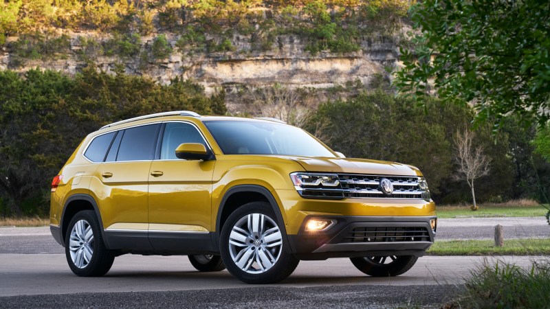 VW Donates 31 Atlas SUVs to Trade Schools for Tomorrow’s Techs to Learn on Today’s Cars