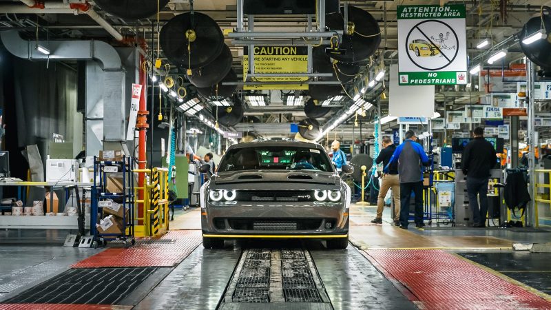 2019 Dodge Challenger SRT Hellcat Redeye Enters Production