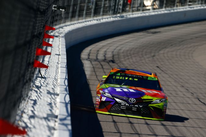 Kyle Busch on Pole for NASCAR Cup Series Playoff Race at Martinsville