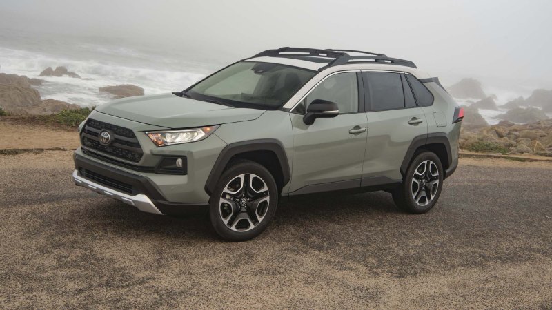 2019 Toyota RAV4: The Once Tiny Crossover Is Now All Grown Up and Ready to Party