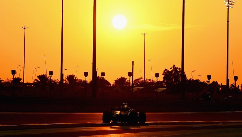 Lewis Hamilton Smashes Lap Record On Way to 2018 Abu Dhabi Grand Prix Pole